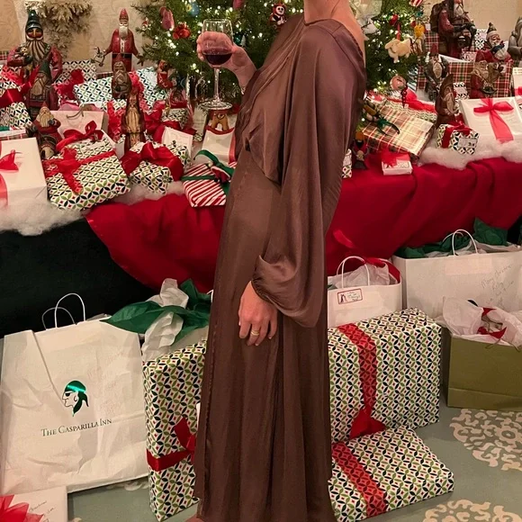 ASTR the Label Marin Dolman Sleeve Midi Dress in Brown - Picture 2 of 5